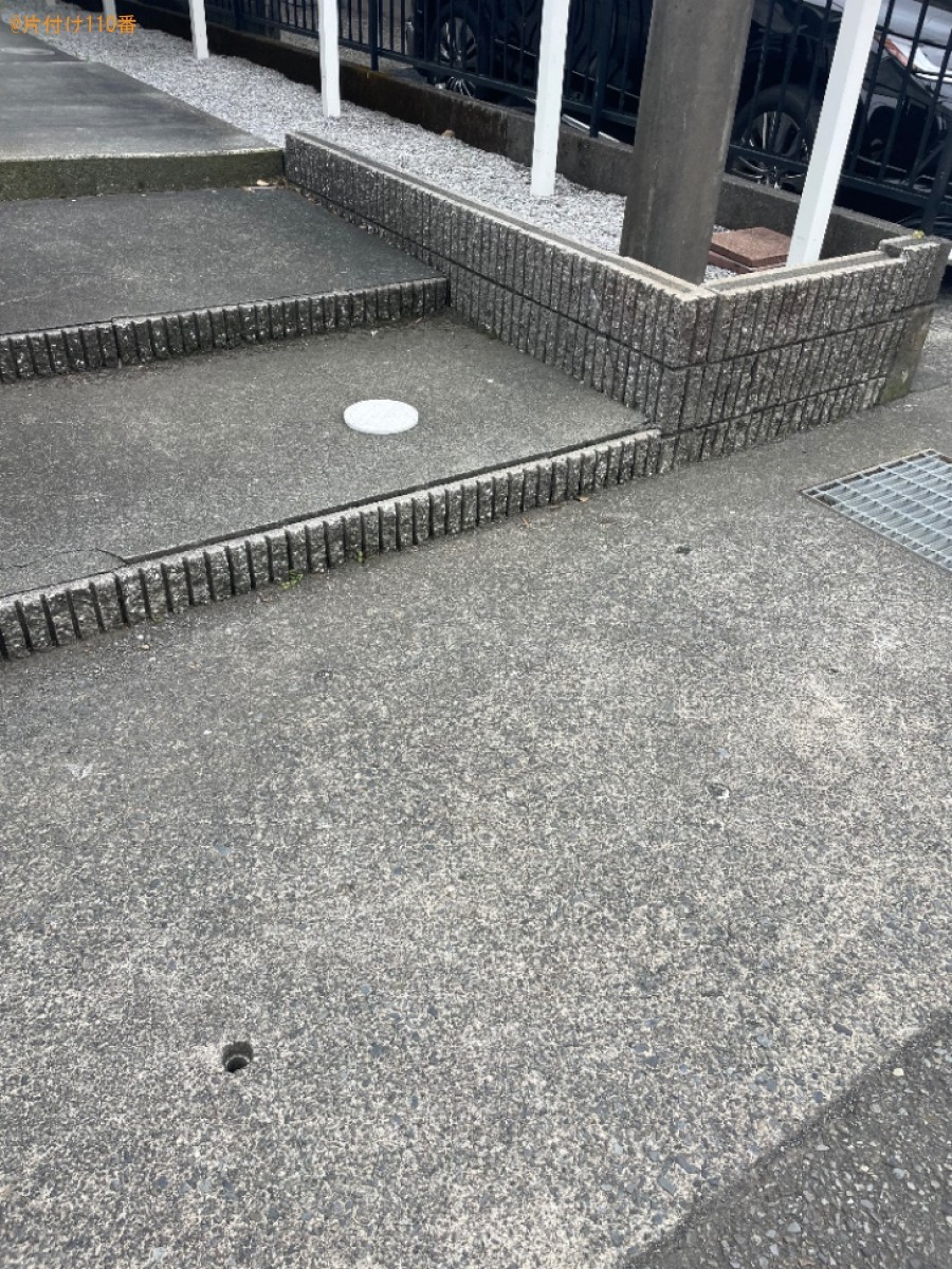 仏壇を玄関から部屋の中に移動して設置する作業と草むしり作業ご依頼