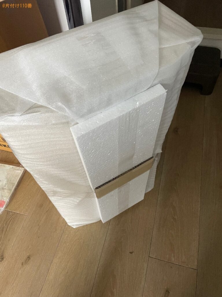 仏壇を玄関から部屋の中に移動して設置する作業と草むしり作業ご依頼